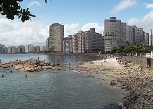 Praia dos Milionários em São Vicente